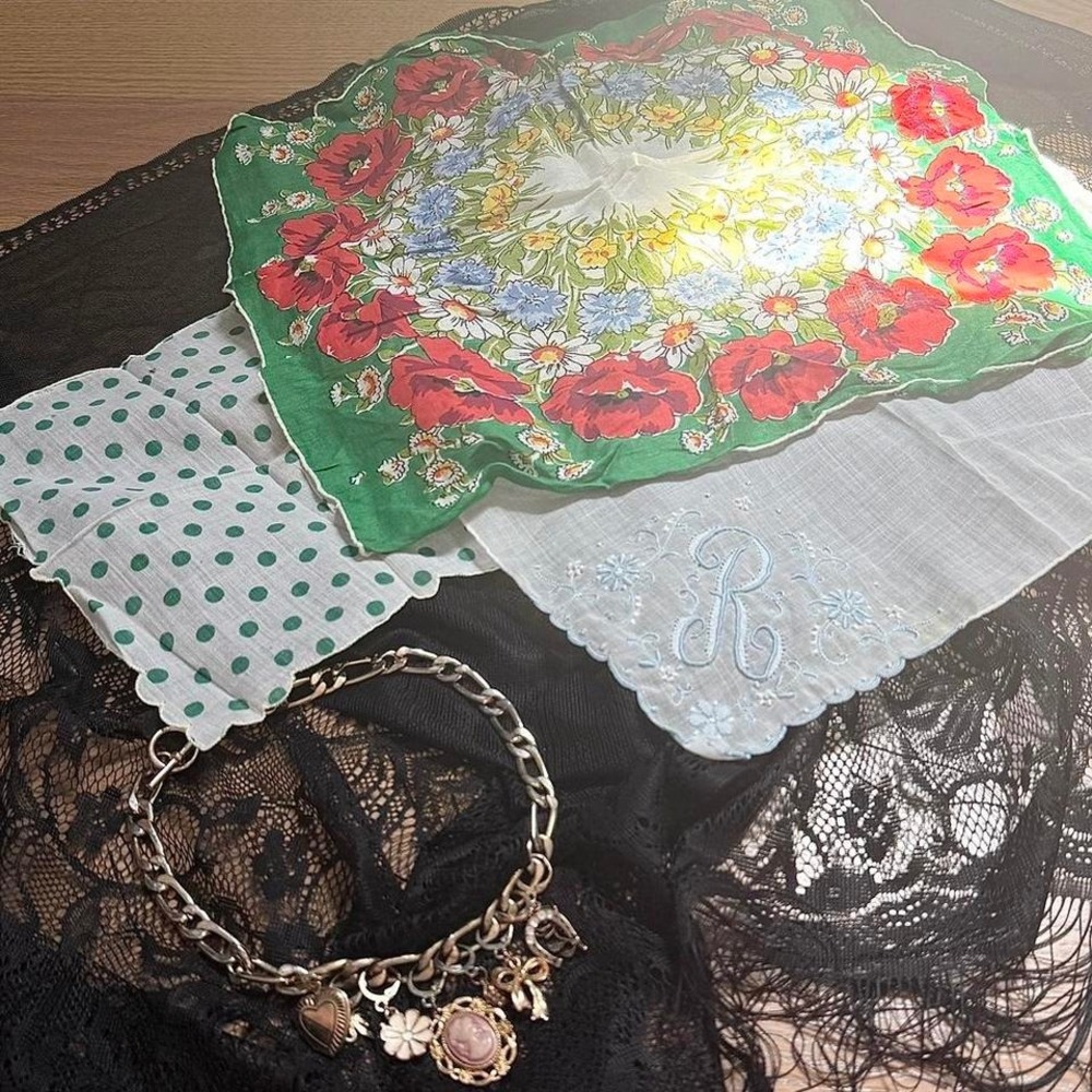 Vintage handkerchief scarf bundle